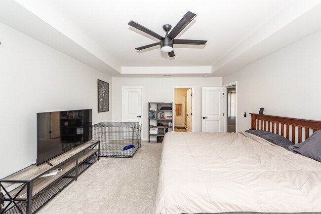 Building Photo - 4 Bedroom 2.5 Bath House in Woodland Lakes - Goose Creek