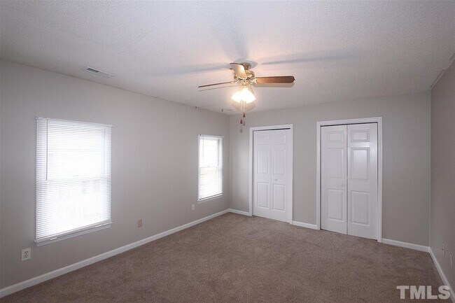 Building Photo - 5606 Split Oak Way