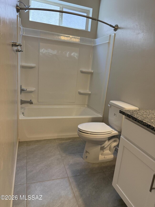 Building Photo - 8829 N Sherry Cervi Wy