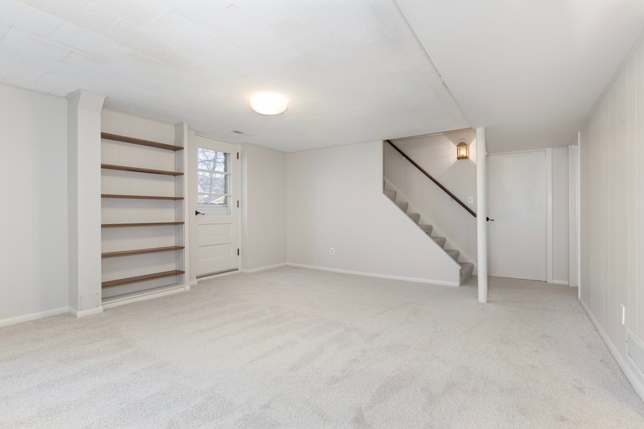 Building Photo - 3119 Sumter Ave S