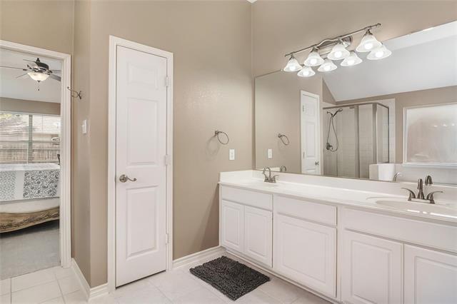 Building Photo - 10408 Forrest Dr