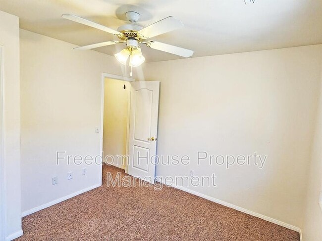 Building Photo - 1770 Pershing Ave