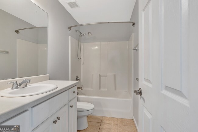 Building Photo - 240 Turnbridge Cir