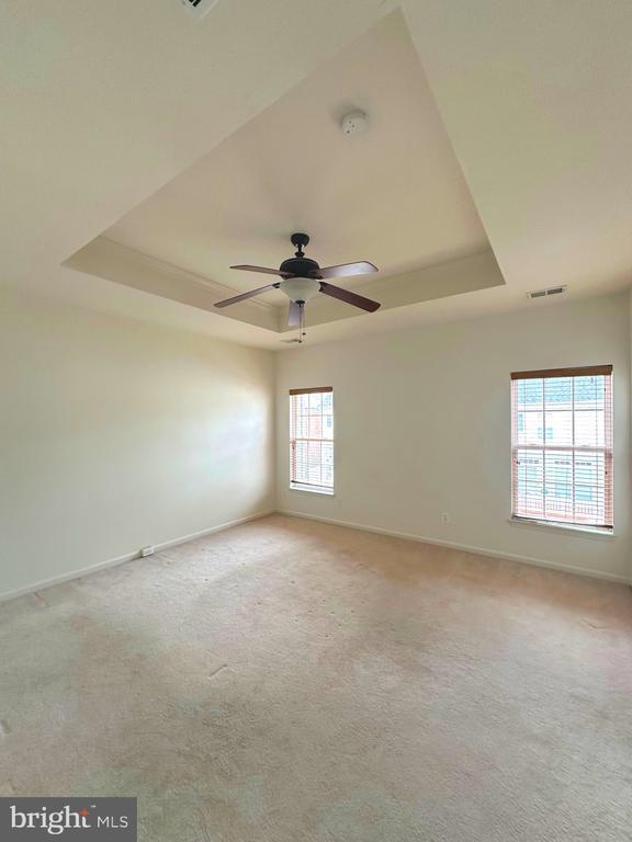 Building Photo - 2100 Abbottsbury Way