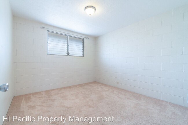 Building Photo - 2 br, 1 bath House - 1426 Keeaumoku St #C21