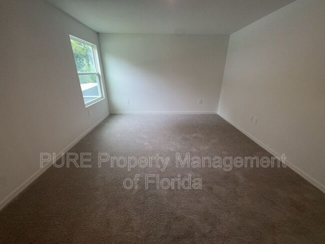 Building Photo - 1304 NW 48th Terrace