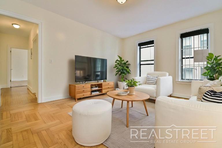 Building Photo - Magnificent 1 Bed Across the St from Prospect Park!