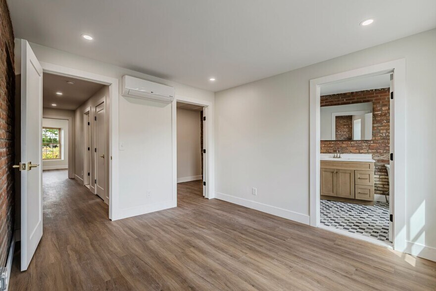 Building Photo - 110 Hotel St