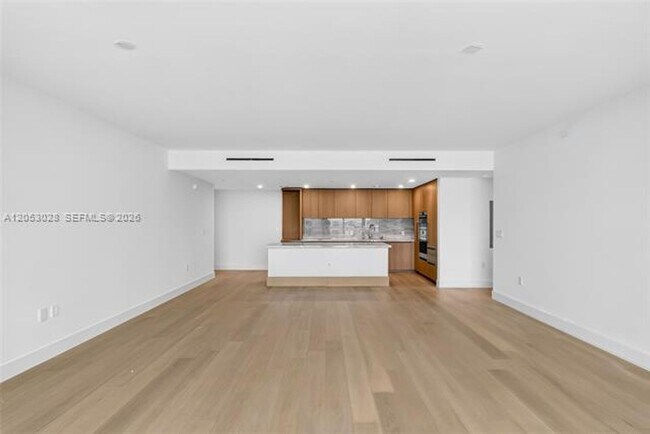 Building Photo - 1176 97th St