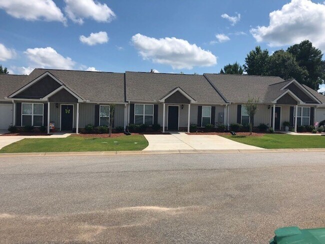 Building Photo - 149 Yucca Ct