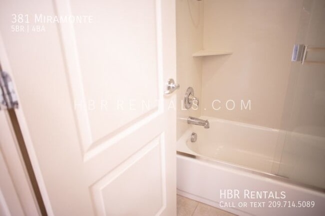 Building Photo - 381 Miramonte-