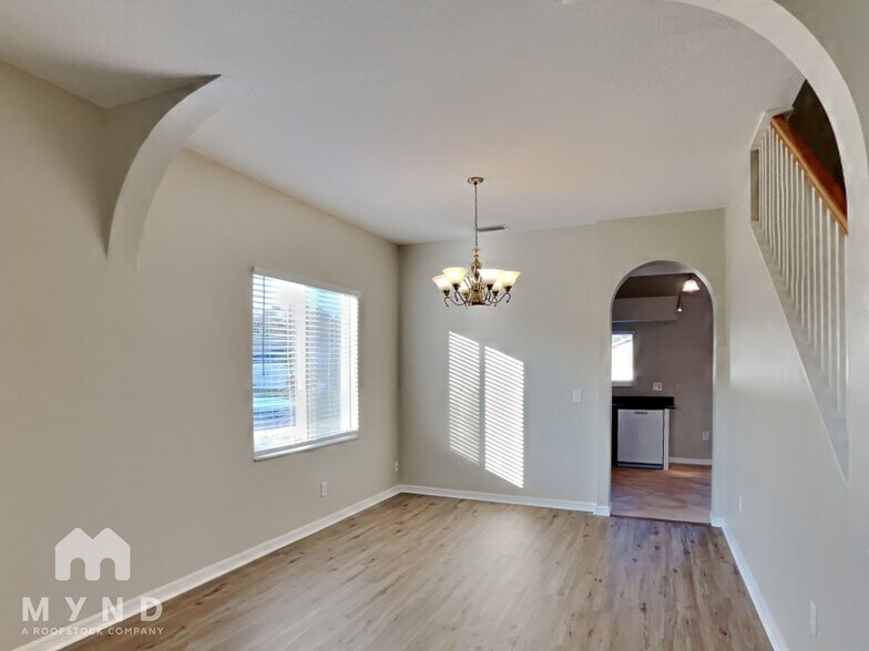 Building Photo - 4852 Barchetta Dr