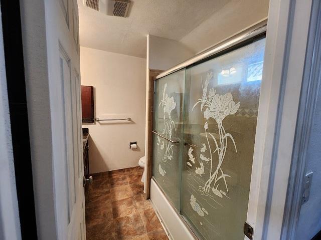 Building Photo - 1652 Town Club Dr