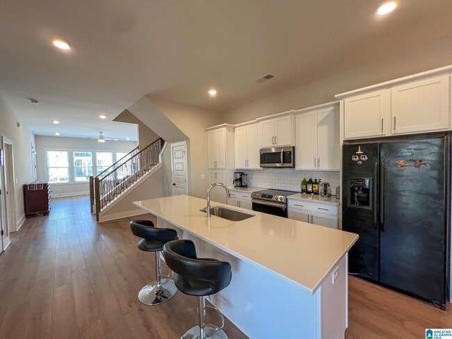 Building Photo - 4740 Arden Wy