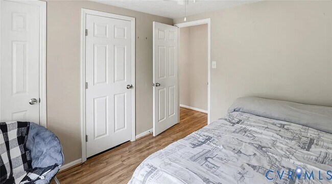 Building Photo - 7604 Roscommon Ct