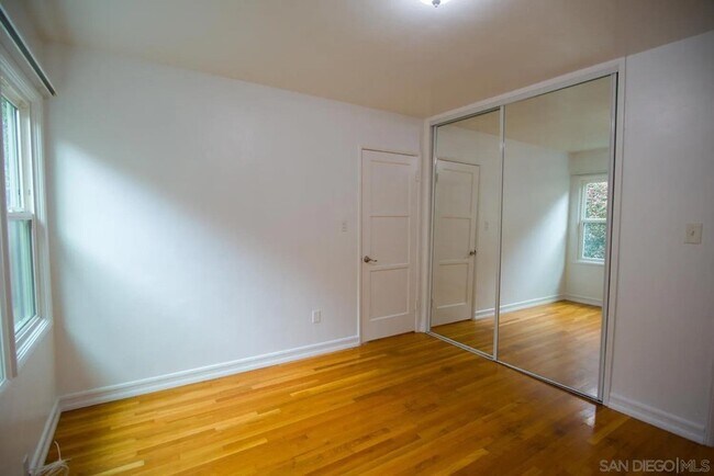 Building Photo - 170 Garrett Ave