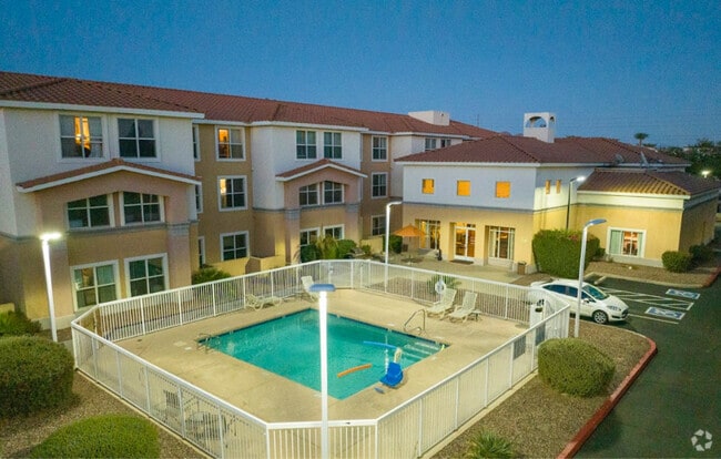Building Photo - 9880 N Scottsdale Rd