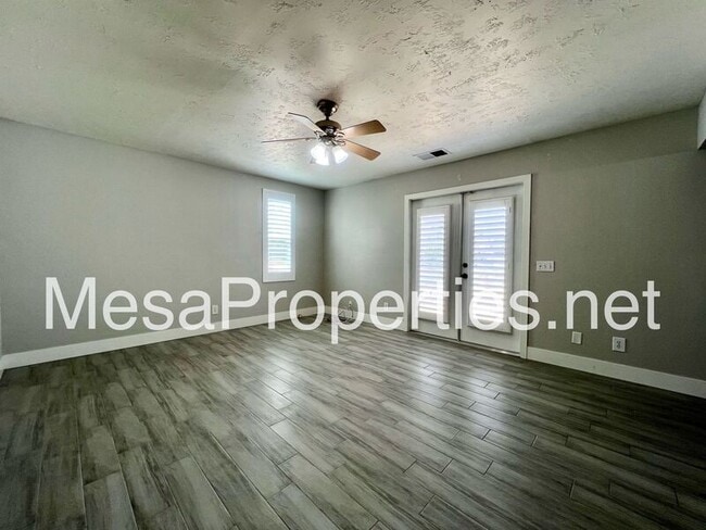 Building Photo - 18387 Seaforth St
