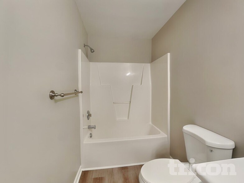 Building Photo - 5820 Bryanstone Pl