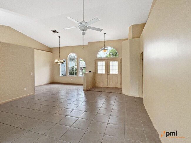 Building Photo - 2820 SE Melaleuca Blvd