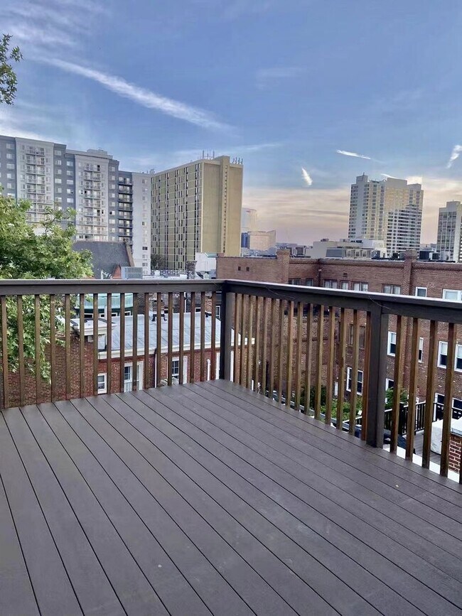 Building Photo - Beautiful 1-Bedroom Apartment in Fairmount...
