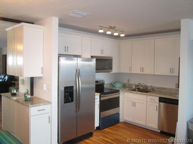 Building Photo - 4700 N Flagler Dr