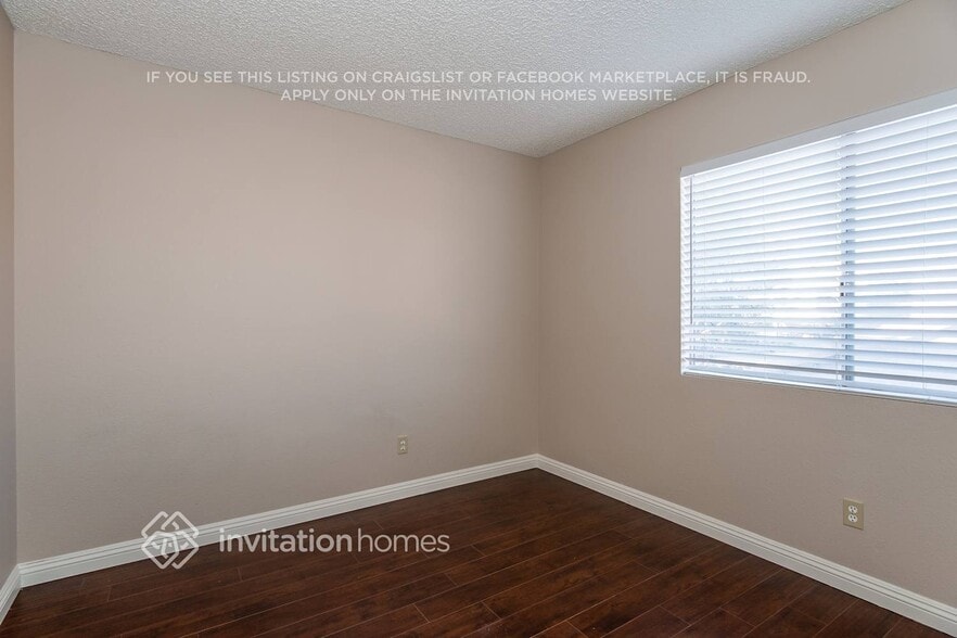 Building Photo - 330 Hutchings Ln