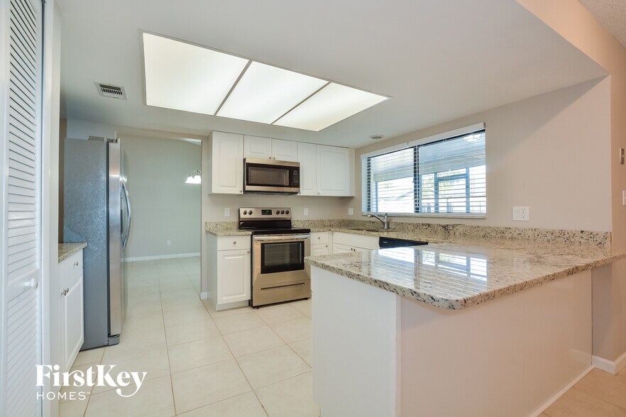 Building Photo - 1075 Shaffer Trail