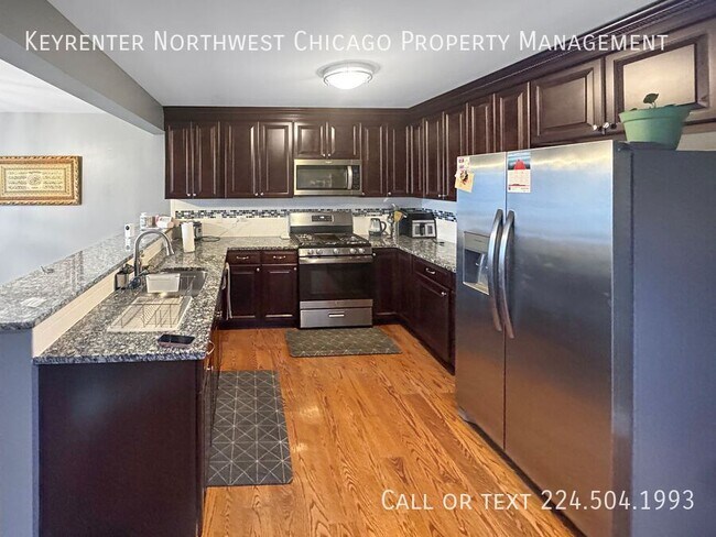 Building Photo - 1608 Cypress Ct