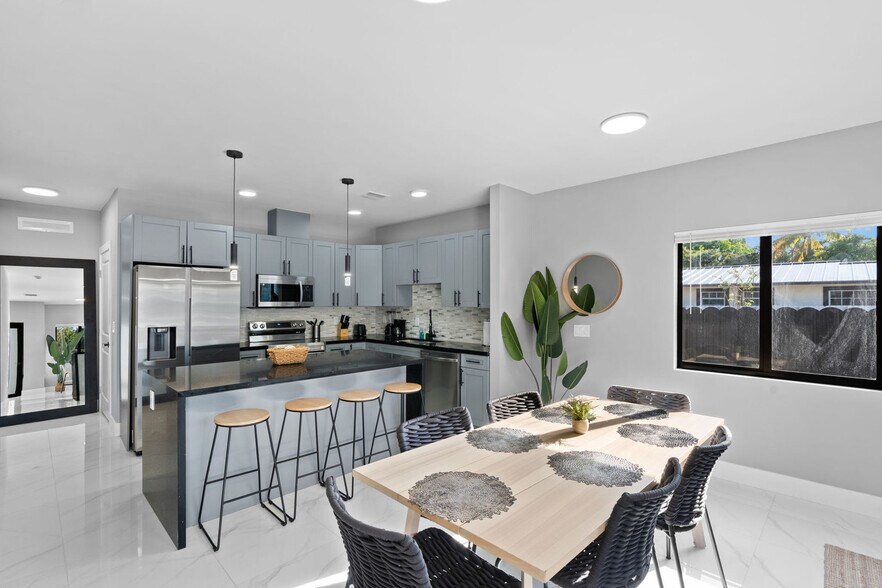 Building Photo - 1784 NW 31st St