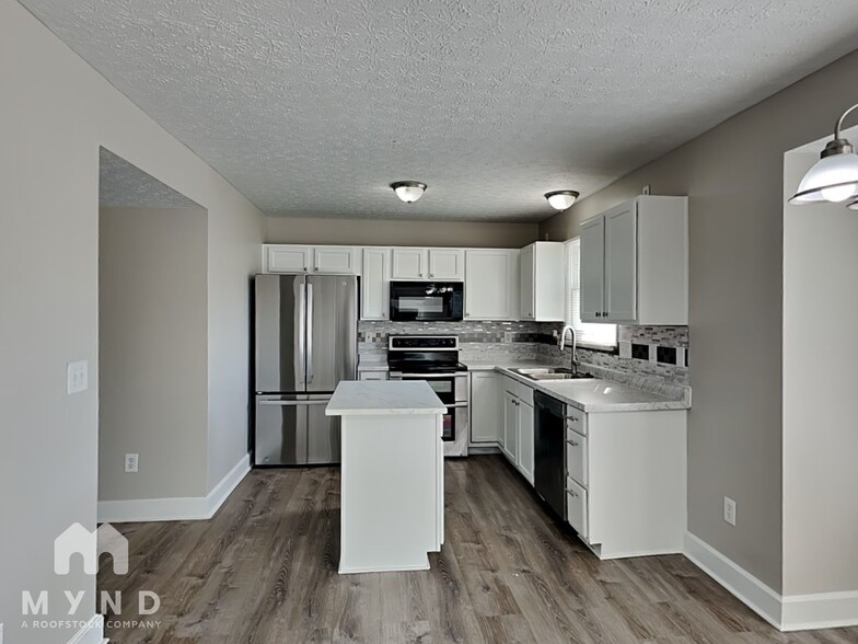 Building Photo - 4573 Dungannon Dr
