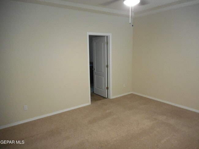 Building Photo - 7316 Glacier Dr