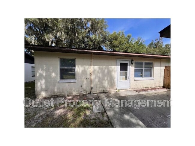 Building Photo - 430 S Hill Ave