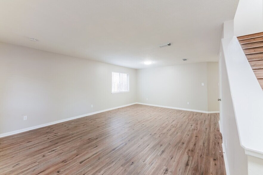 Building Photo - 5515 Deer Timbers Trail