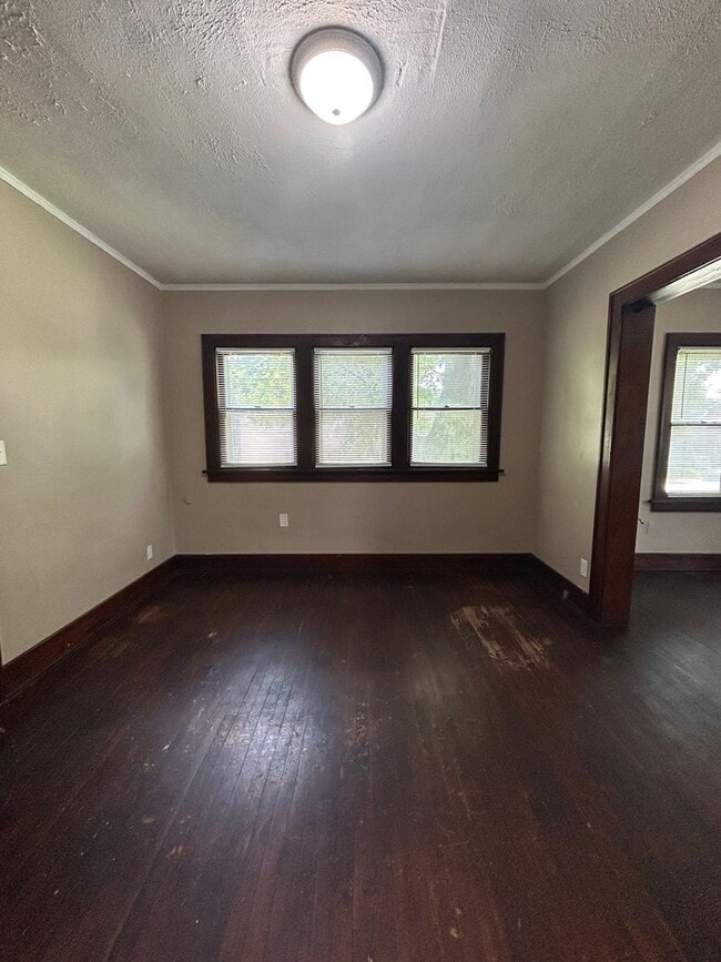 Building Photo - 1417 N 31st St