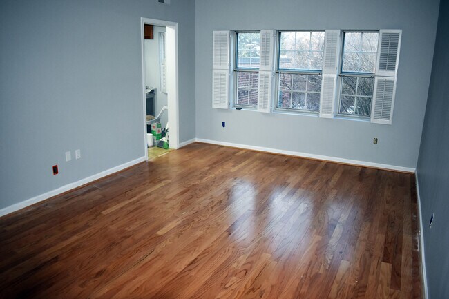 Building Photo - 1728 N. Rhodes St.