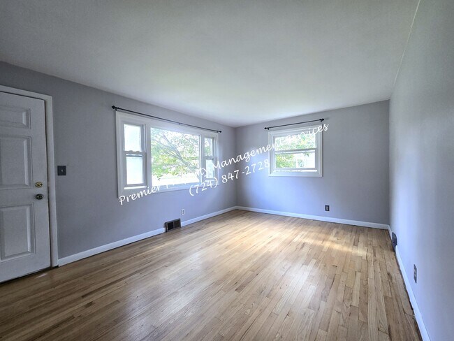 Building Photo - 639 Cohasset Dr