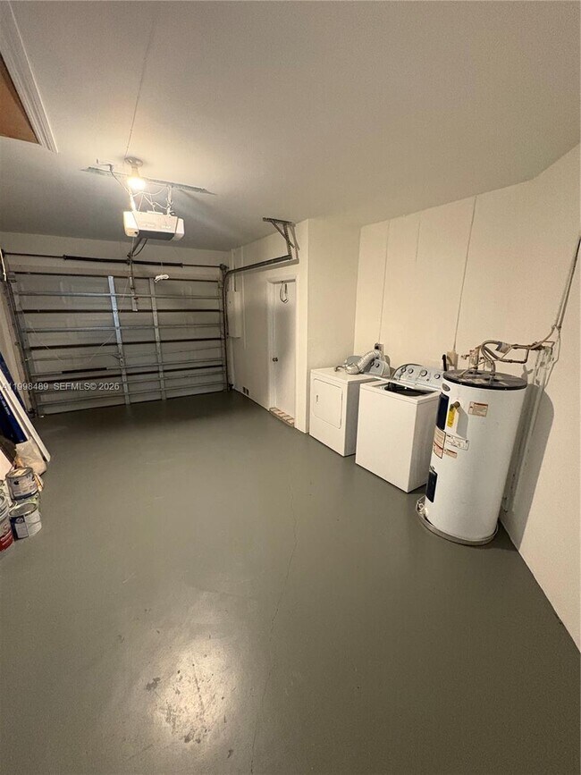 Building Photo - 9881 NW 52nd Terrace