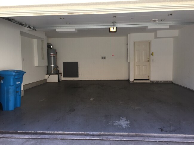 Building Photo - 4057 Crandall Cir