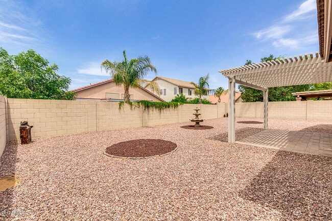 Building Photo - 7716 E Posada Ave