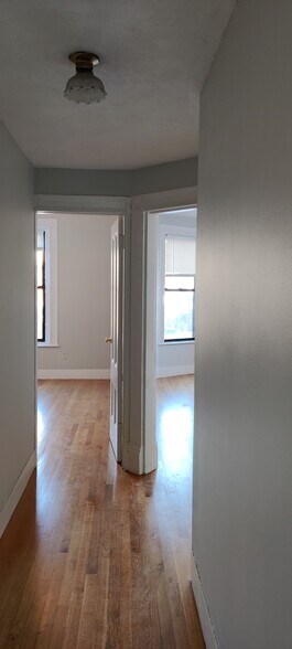 Building Photo - 308 Washington St