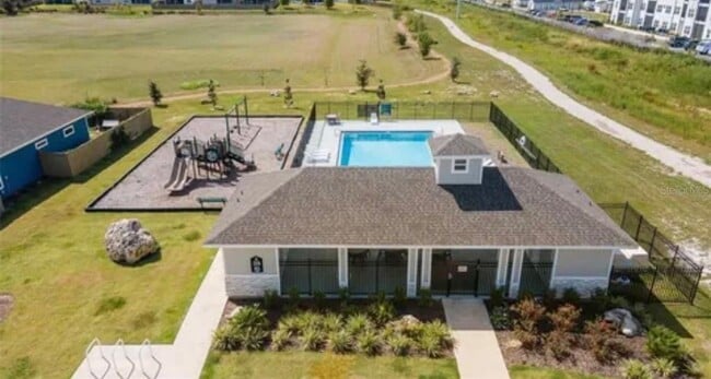 Building Photo - 1767 SW 67th Cir