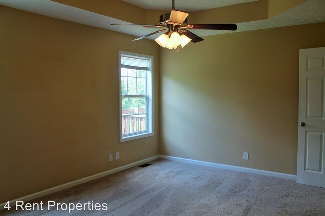 Building Photo - 4 br, 3 bath House - 1389 Mutual Drive