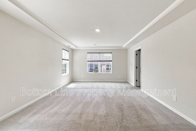 Building Photo - 6331 Andante Ave
