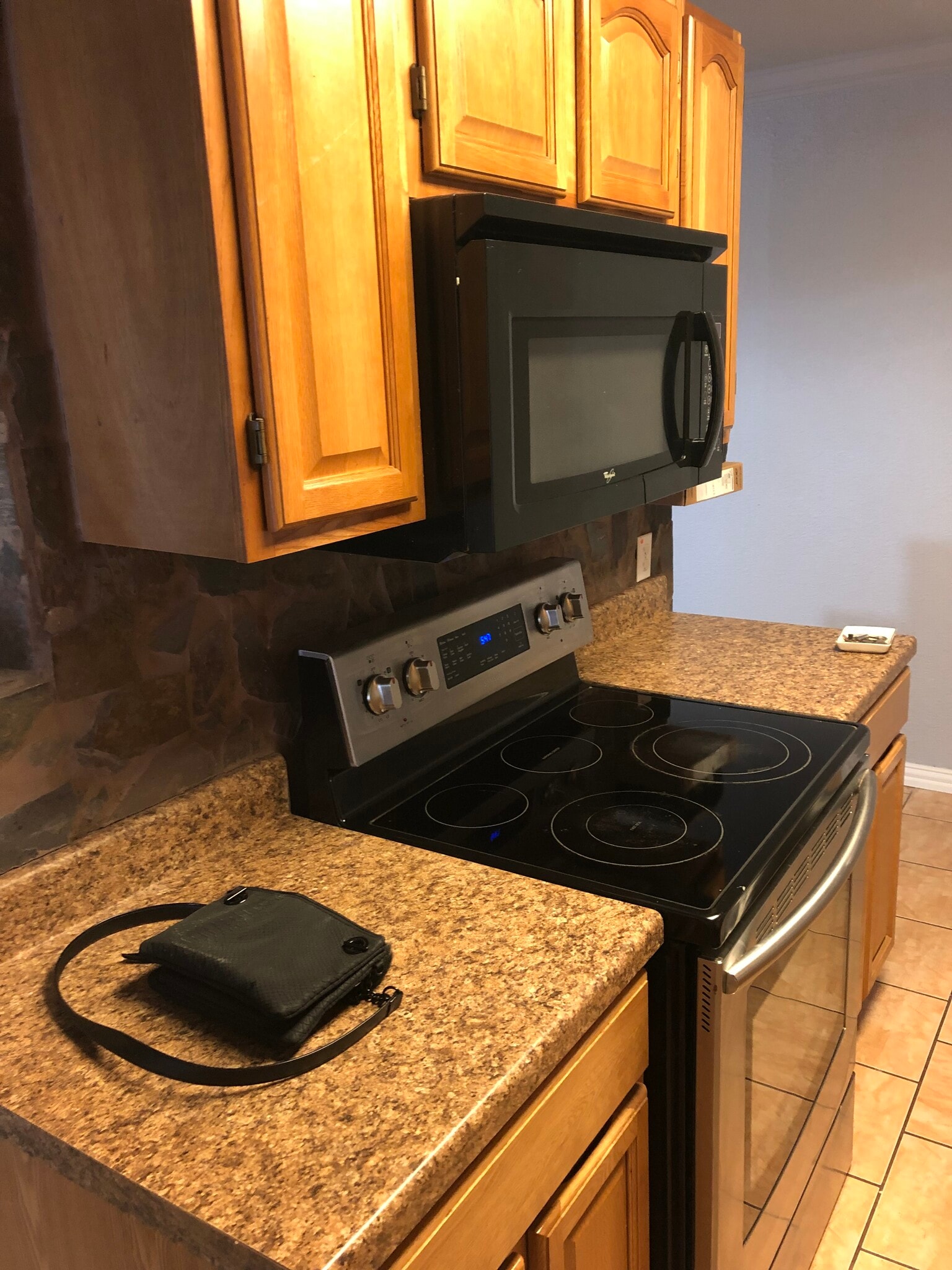 Building Photo - 502 Beacon