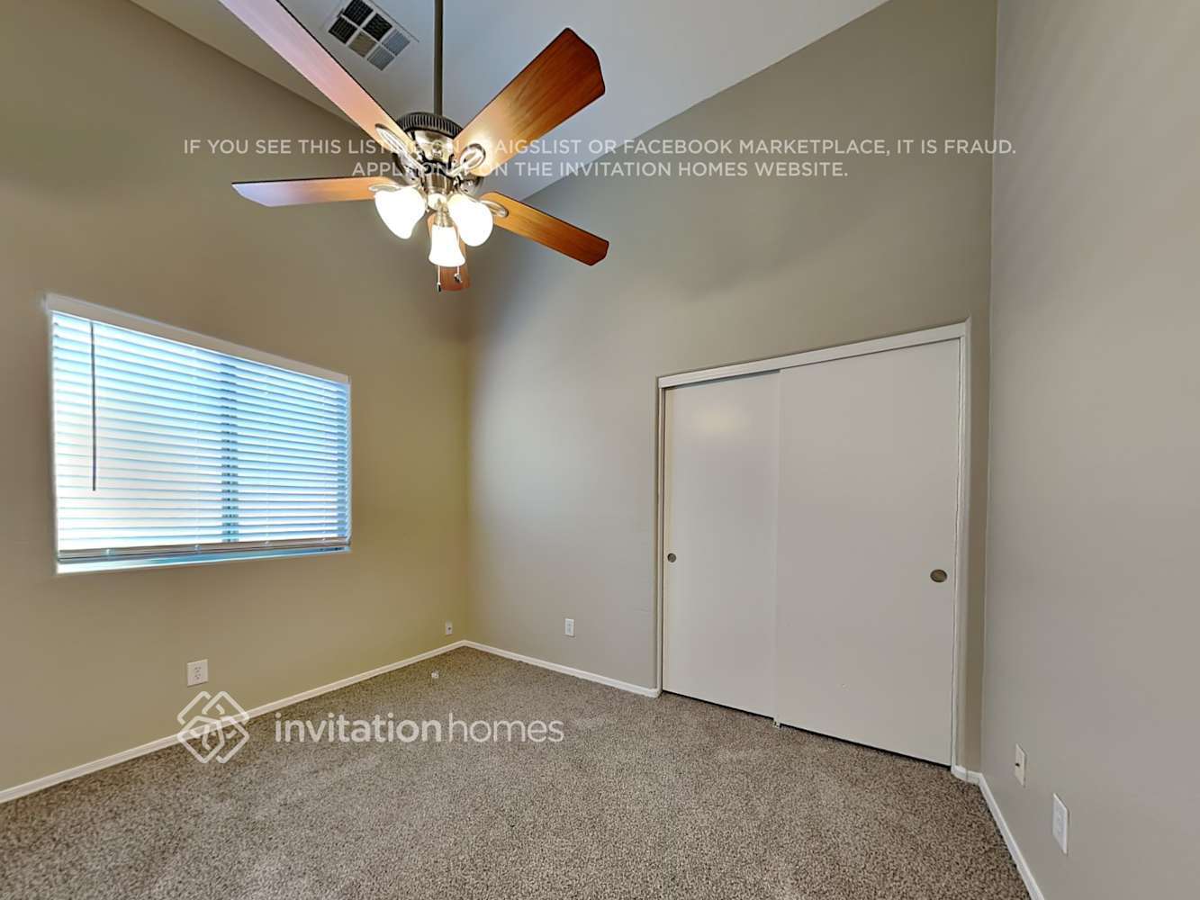 Building Photo - 2628 W Tamarisk Ave