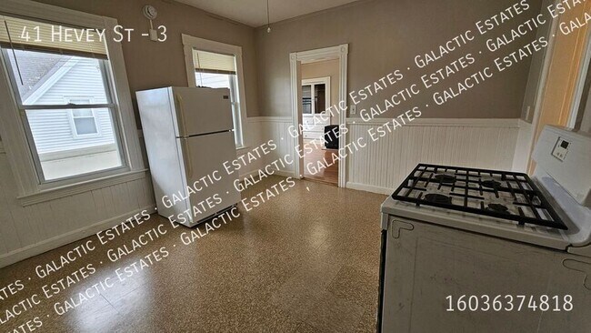 Building Photo - 41 Hevey St