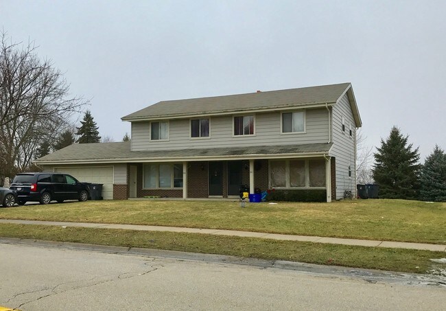 Primary Photo - 951-955 S Imperial Dr