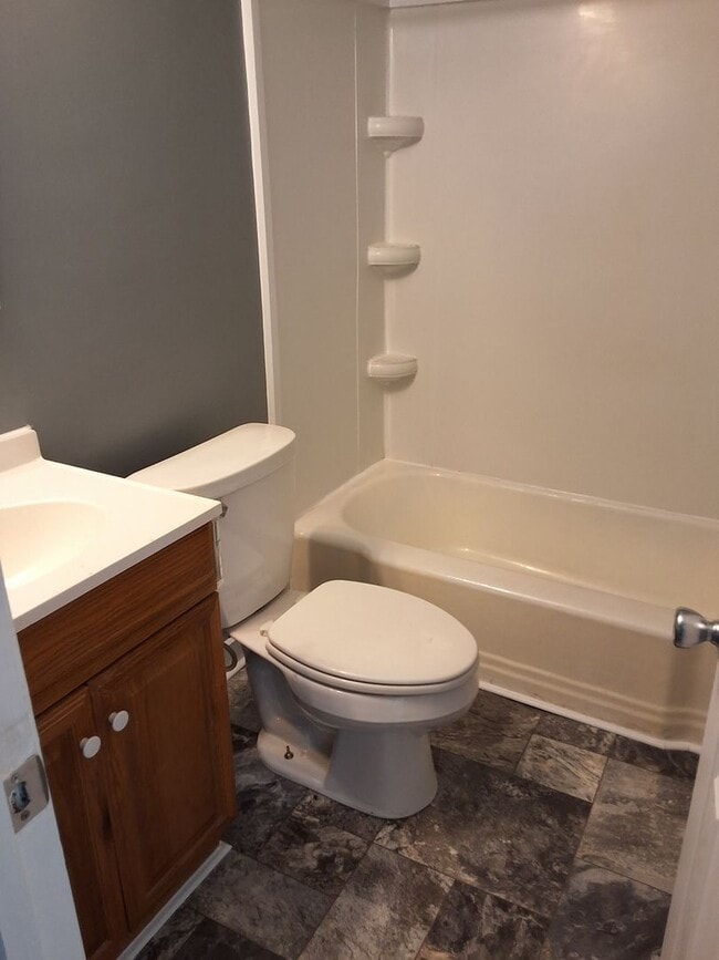 Building Photo - Single family home in Morehead City