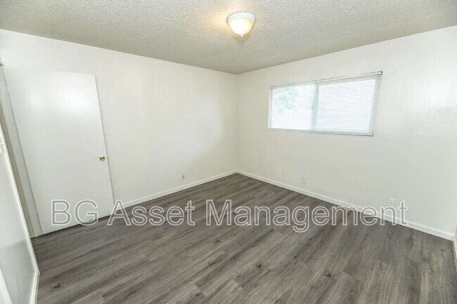 Building Photo - 433 San Marco St